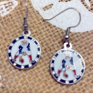 Women’s New England Patriots earrings